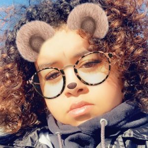 Meet your Posher, Alize